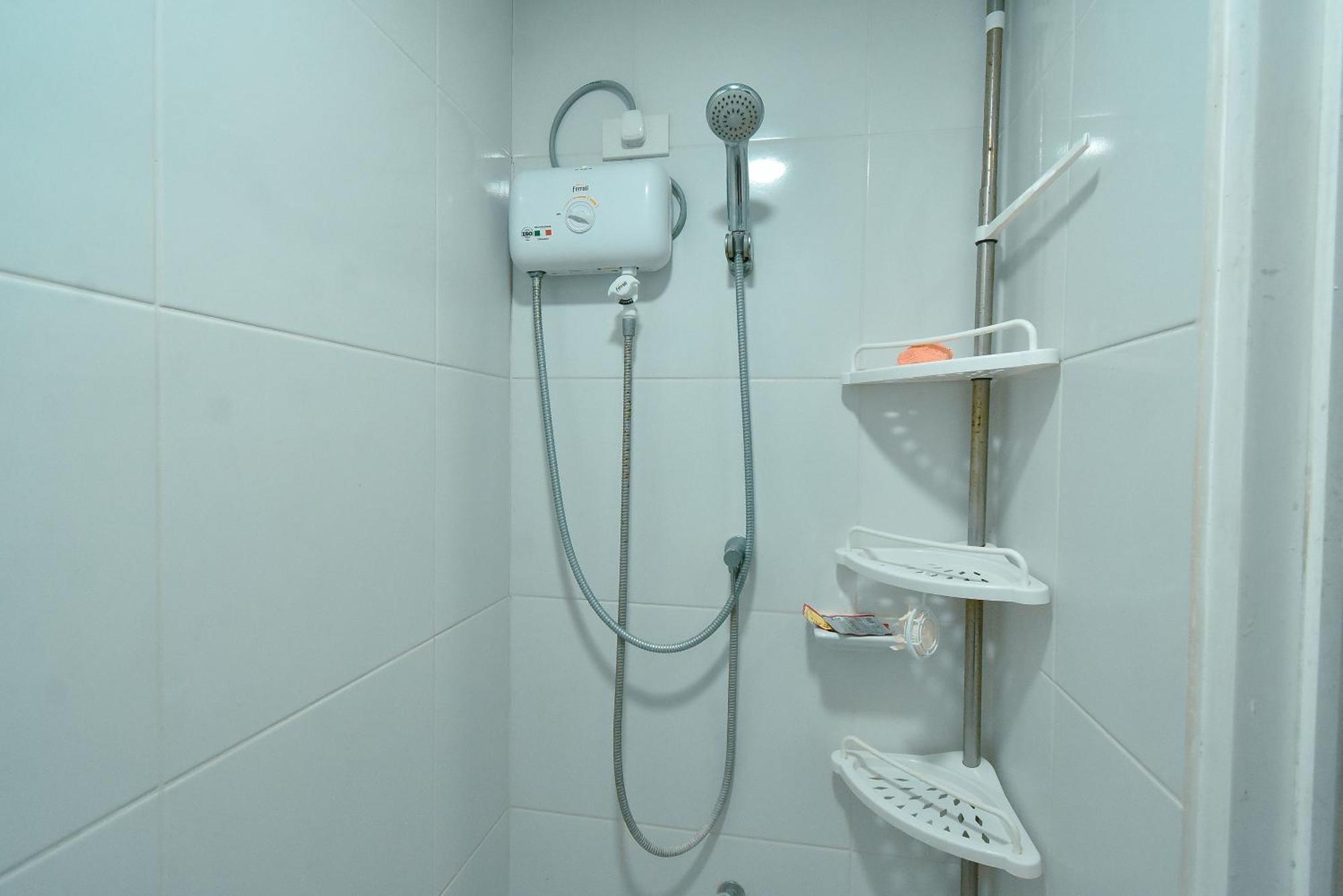 モンテンルパ Cozy Unit With Free Pool, Netflix & Wifi In Alabang Crq3アパートホテル エクステリア 写真