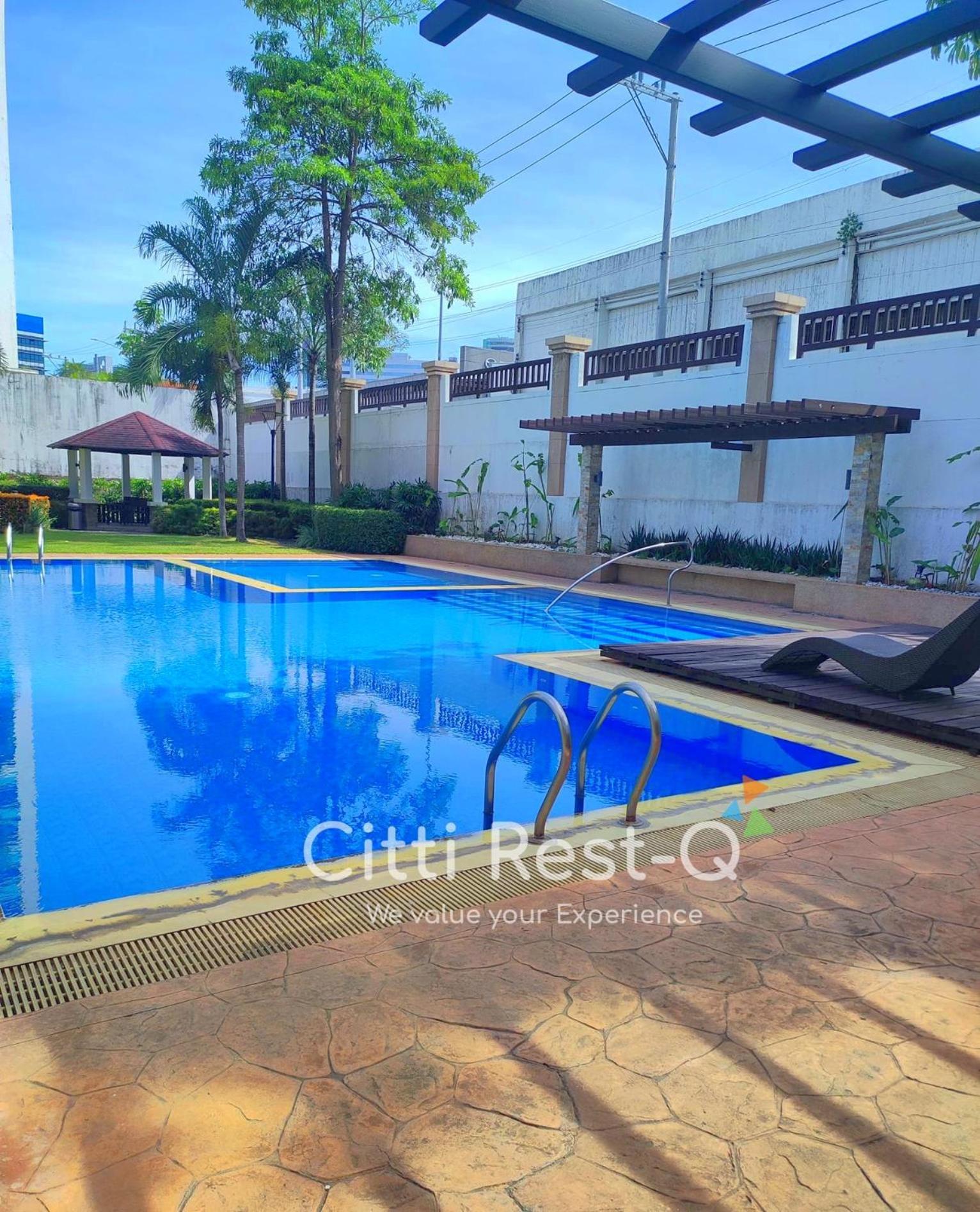 モンテンルパ Cozy Unit With Free Pool, Netflix & Wifi In Alabang Crq3アパートホテル エクステリア 写真