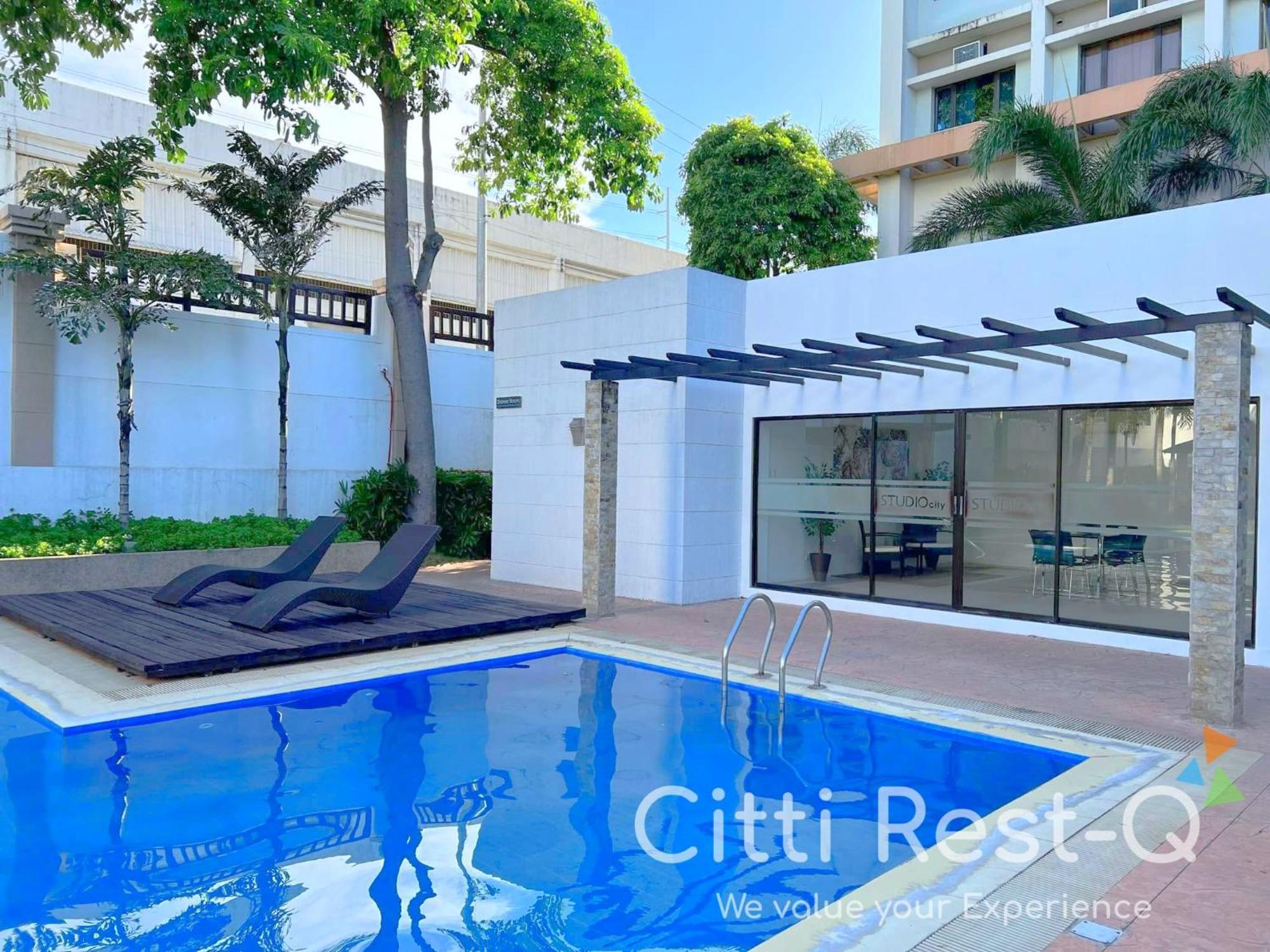 モンテンルパ Cozy Unit With Free Pool, Netflix & Wifi In Alabang Crq3アパートホテル エクステリア 写真