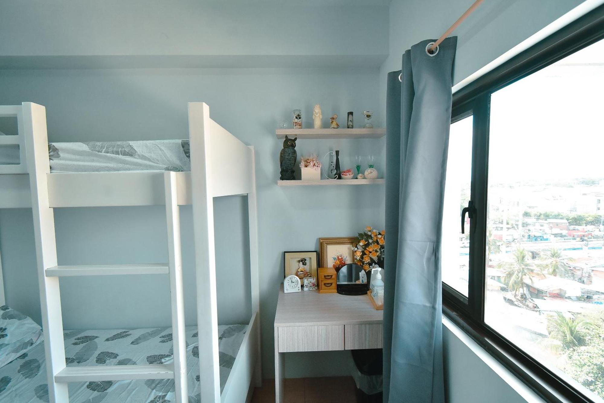 モンテンルパ Cozy Unit With Free Pool, Netflix & Wifi In Alabang Crq3アパートホテル エクステリア 写真