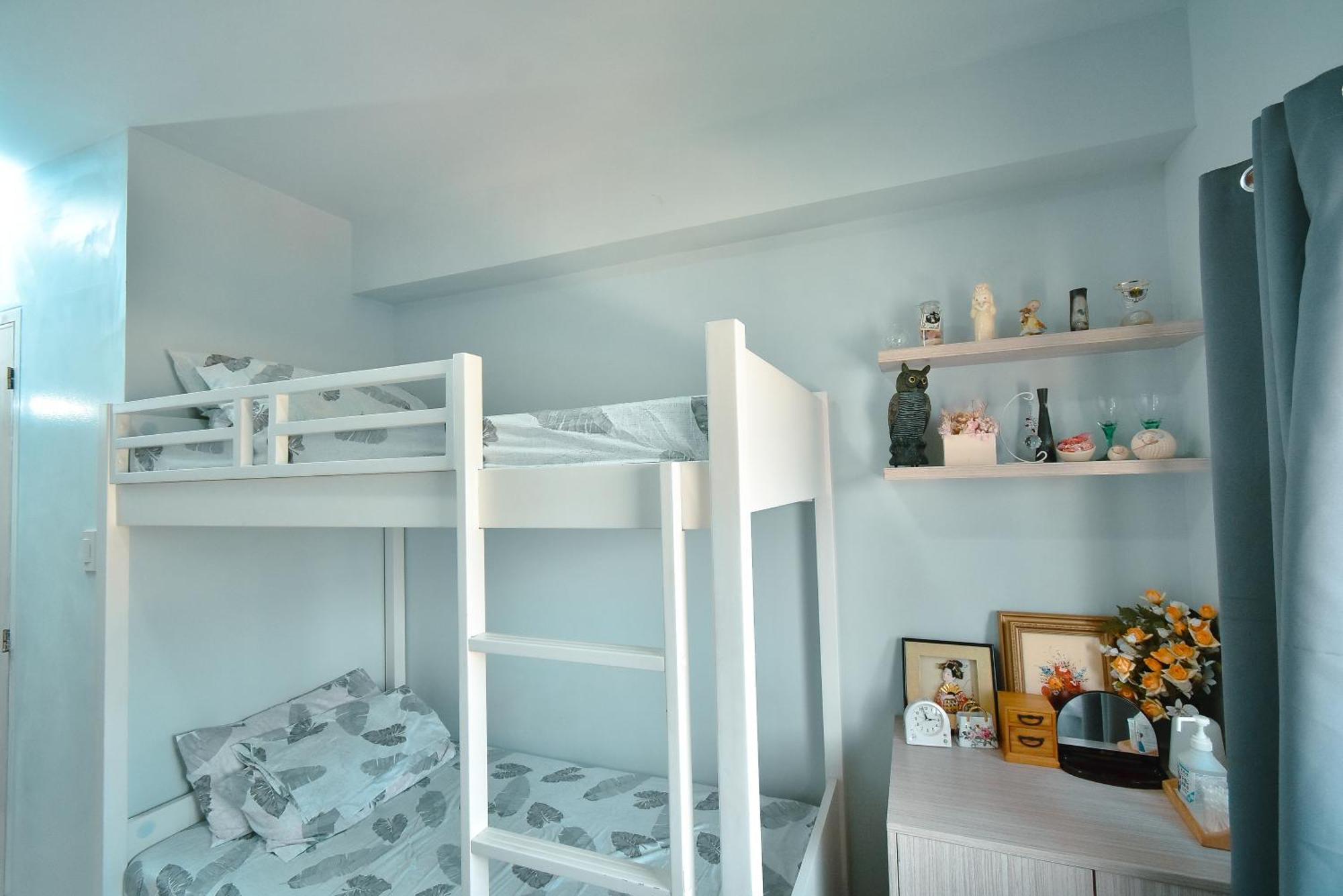モンテンルパ Cozy Unit With Free Pool, Netflix & Wifi In Alabang Crq3アパートホテル エクステリア 写真